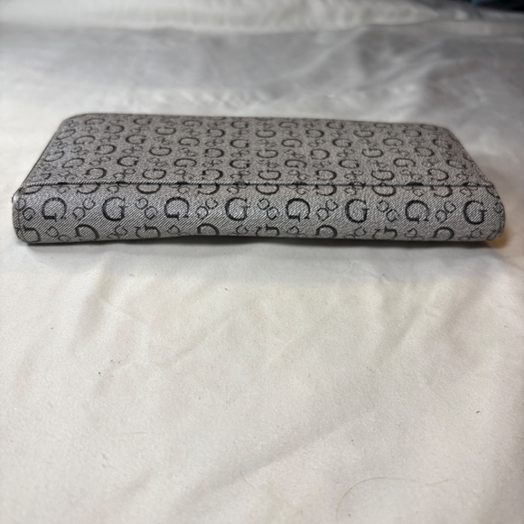 GUESS Logo Zip Around & Snap Front Wallet Clutch Bag Logo Black - Picture 12 of 13